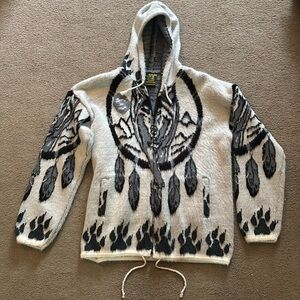 Wolf Dreamcatcher Zip Up Hoodie Size M